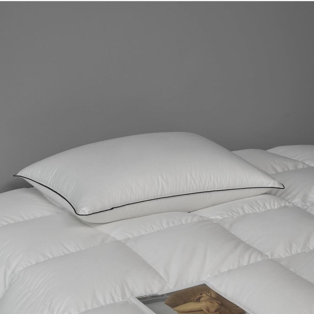 Maxicozy Premium‎ White Down Fiber Bed Pillow Standard Size 480TC Medium Firm